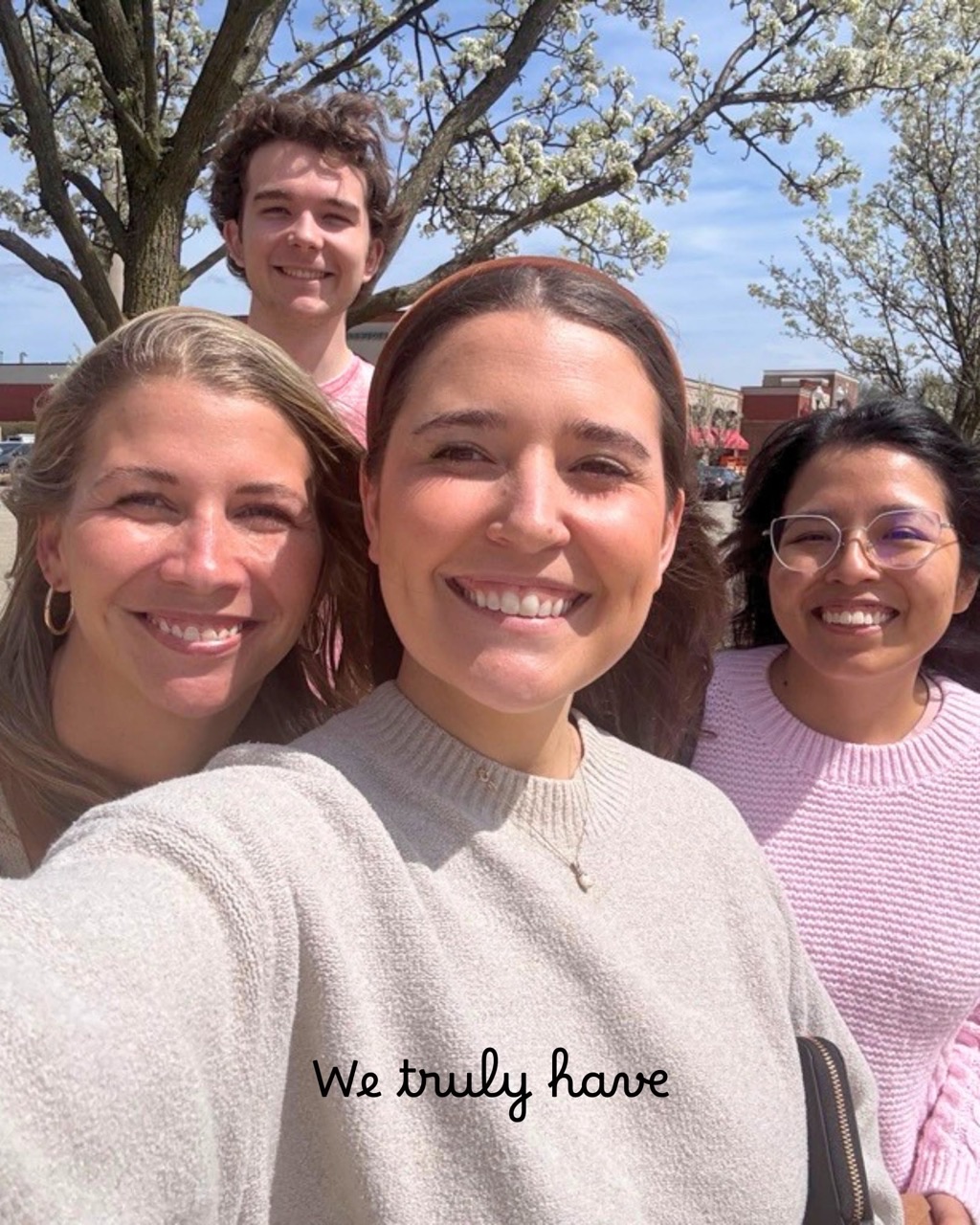 Life at Wag'n Tails: Team Selfie Bloom